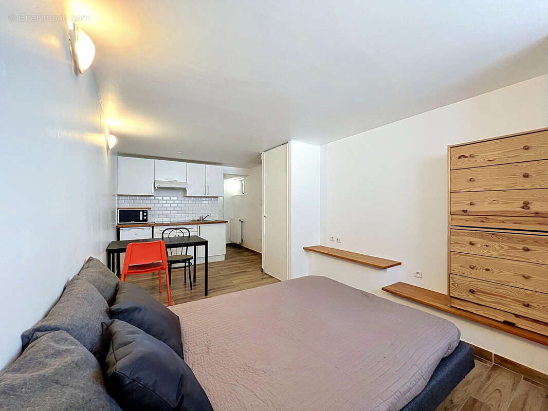 Lyon 3   maison de ville 151 m2   cour, 2 terrasses & garage - photo 16