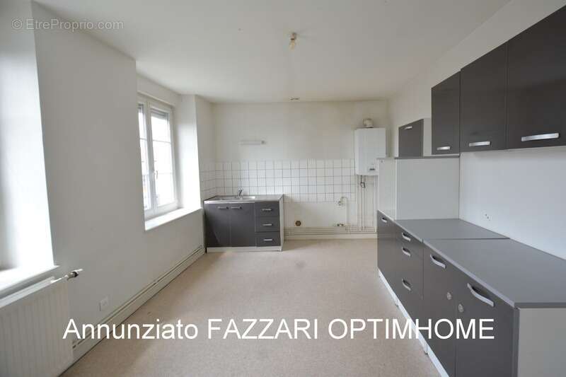 Appartement à STENAY