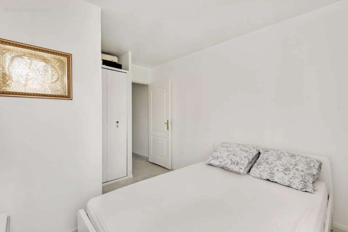 Appartement à LA COURNEUVE