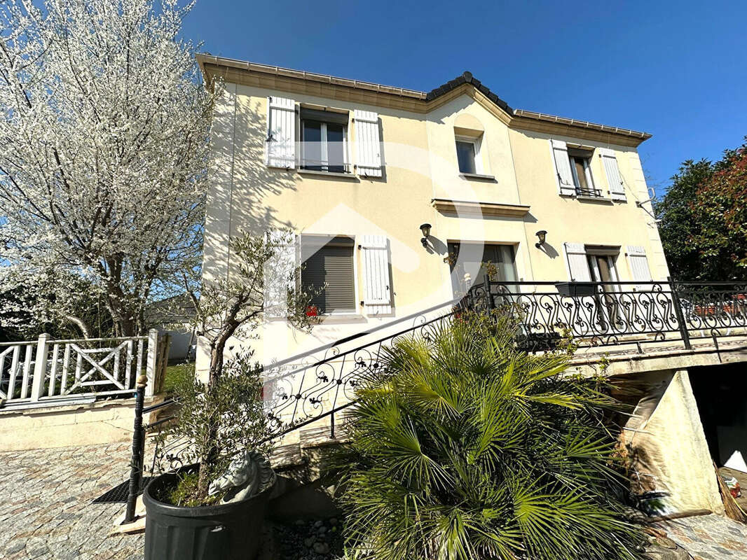 Maison à MONTMORENCY