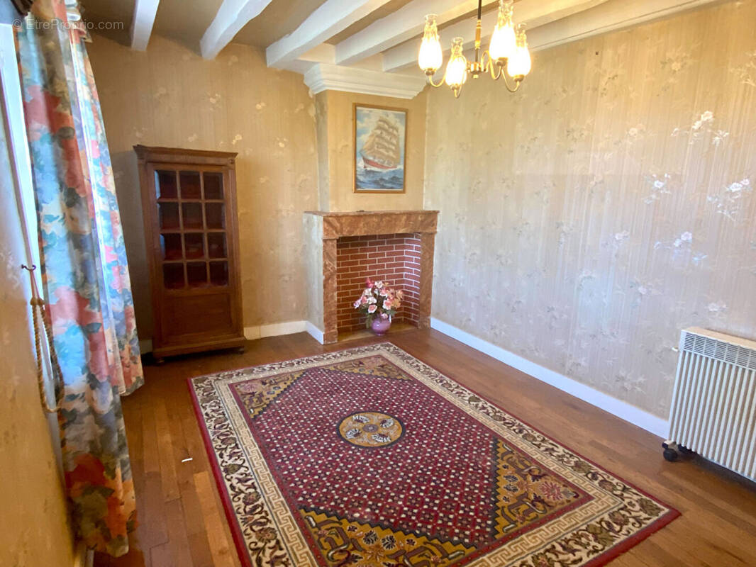 Maison à SAINT-ROMAIN-SUR-CHER