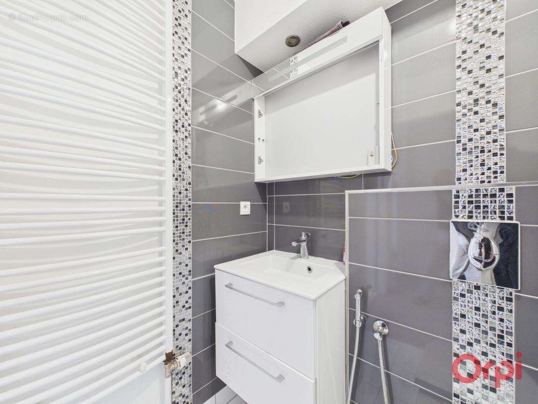 Appartement À Vendre - photo 10