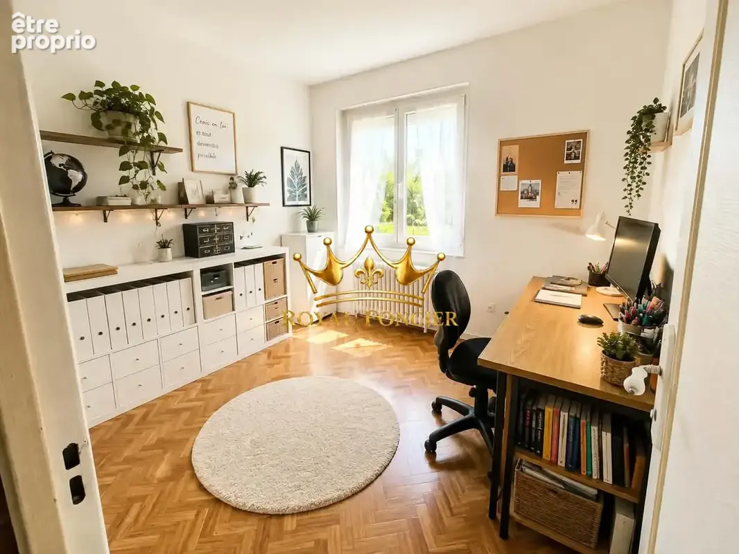 1er étage Bureau 