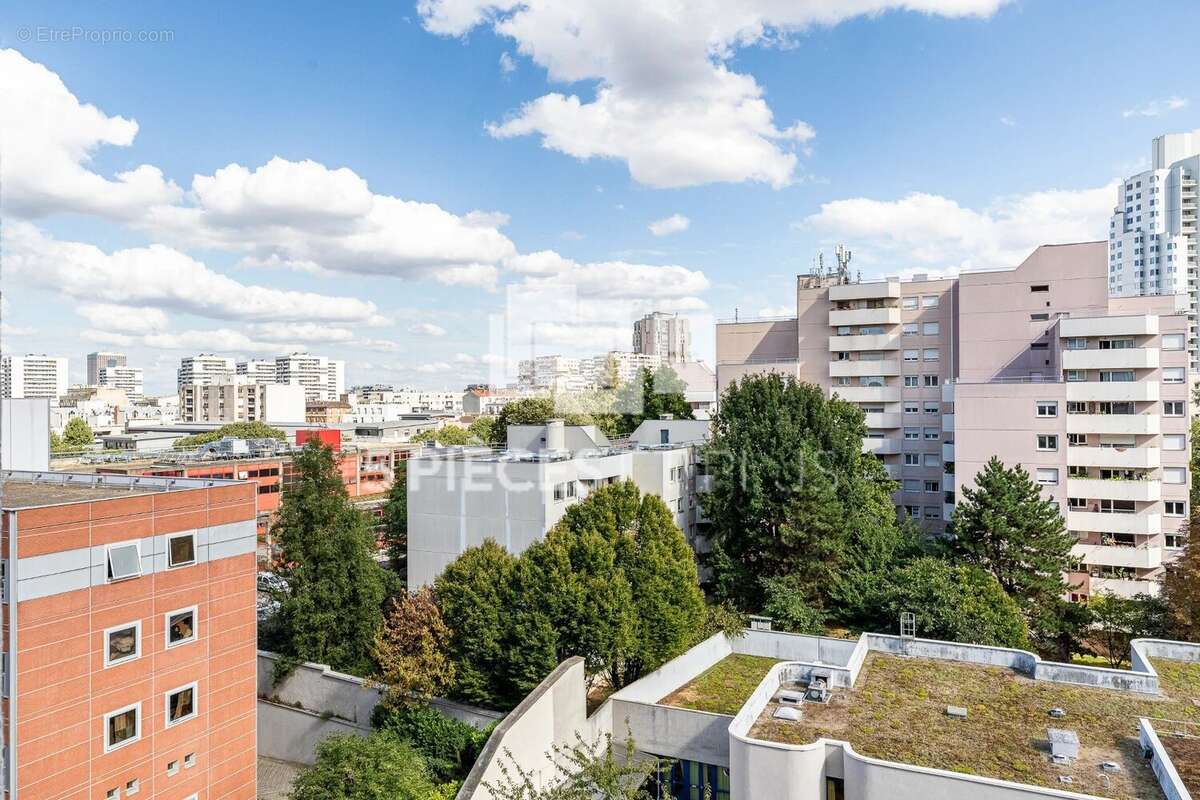 Appartement à PARIS-19E
