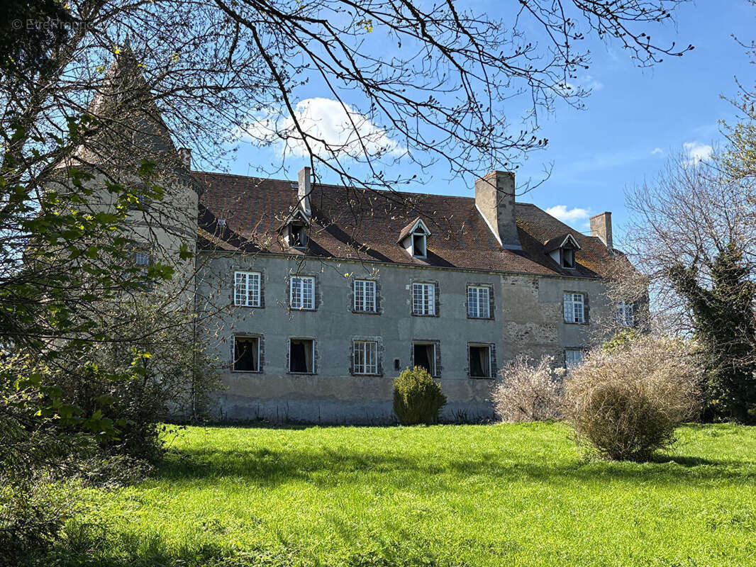 Maison à BLOT-L'EGLISE