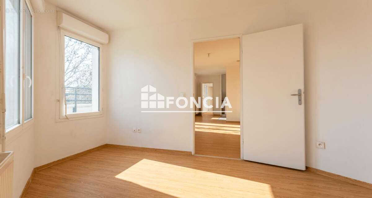 Appartement à ATHIS-MONS