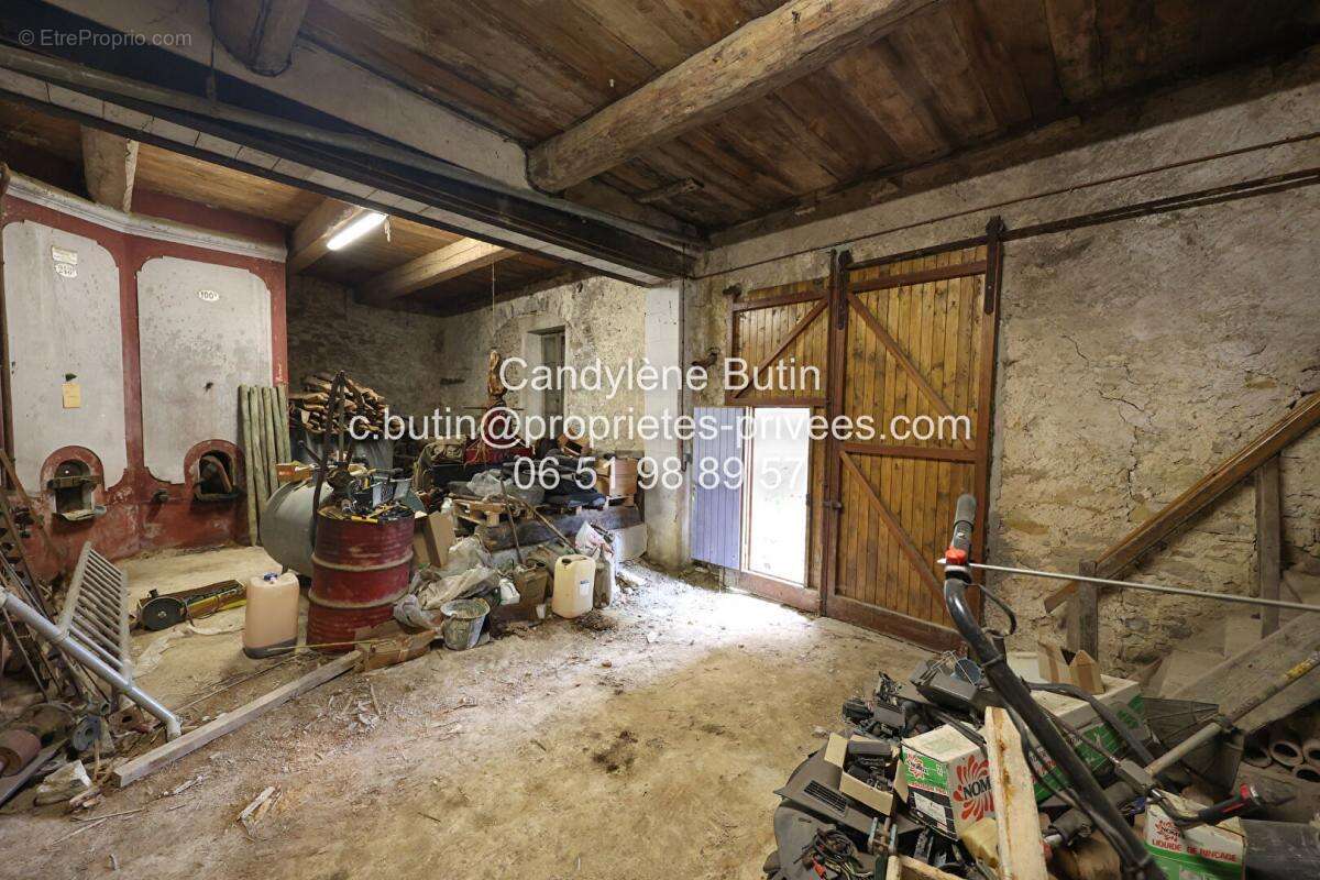 Domaine viticole sur 2,5 hectares - photo 17