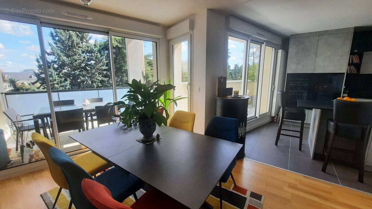 Appartement à LA RICHE