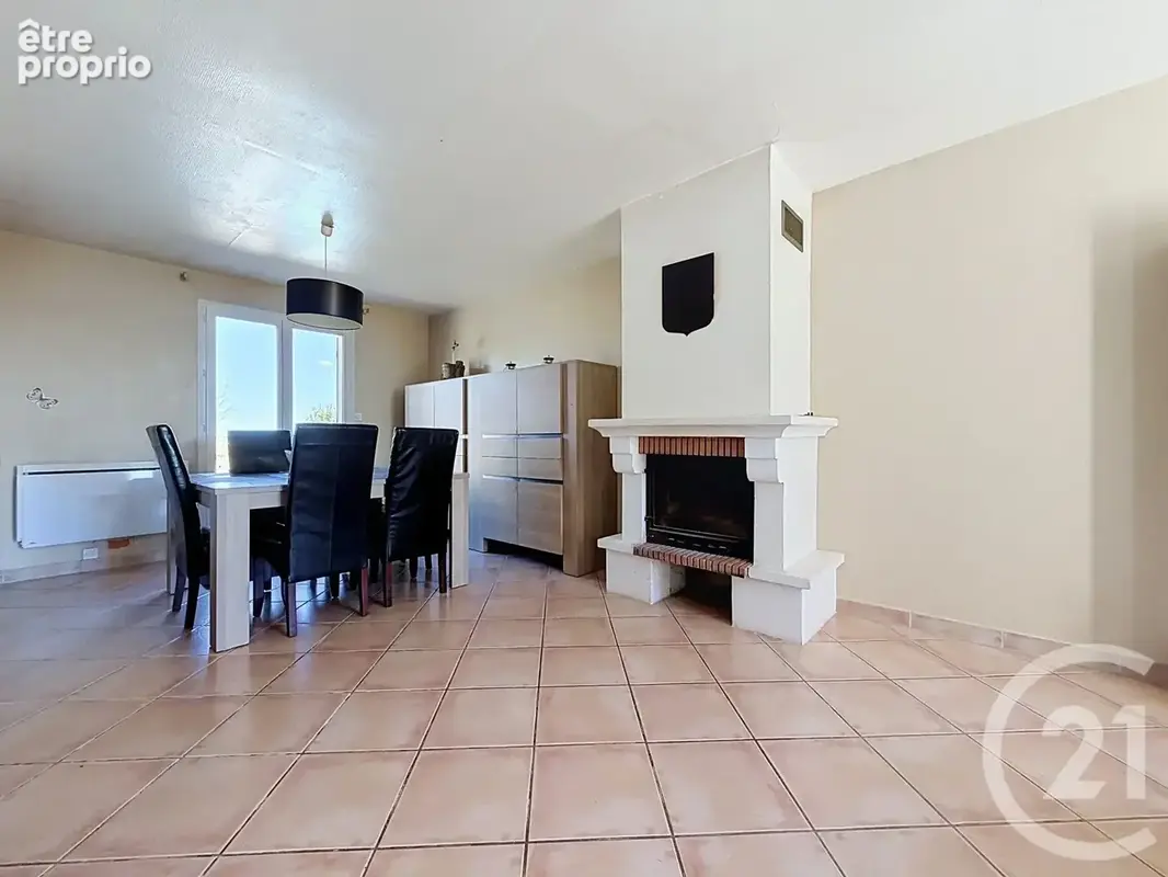 Maison 5 pièces 91 m² à vendre à Rampillon (77370) - photo 3