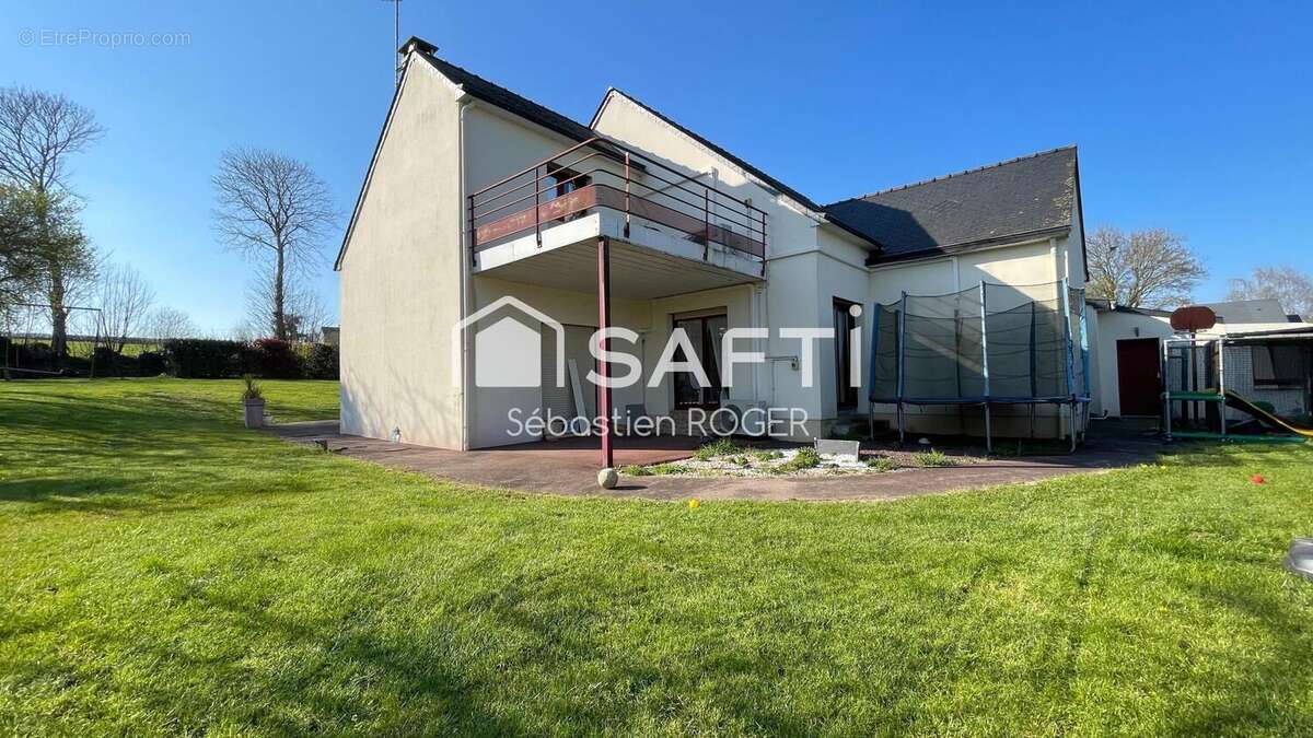 Maison 195 m² à La Haie-Traversaine  - photo 2