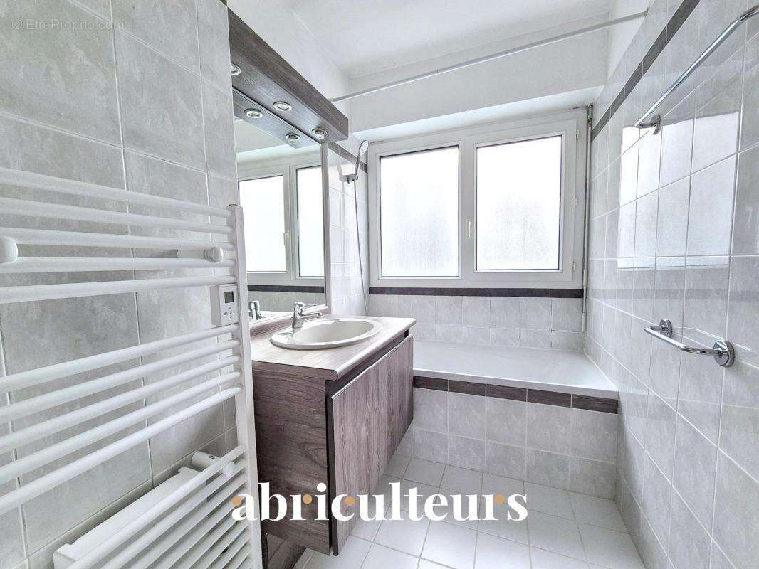 Appartement à COGNAC