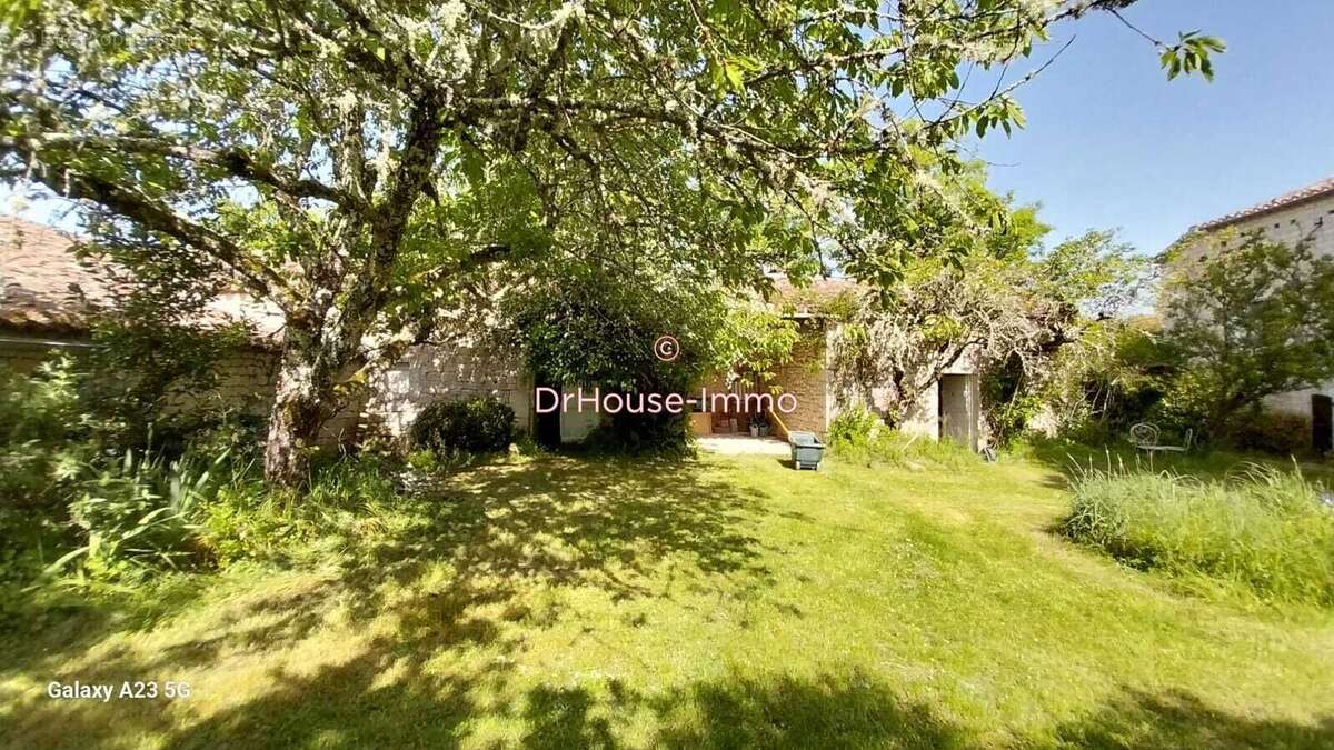 Maison 210 m² à Cieurac  - photo 4
