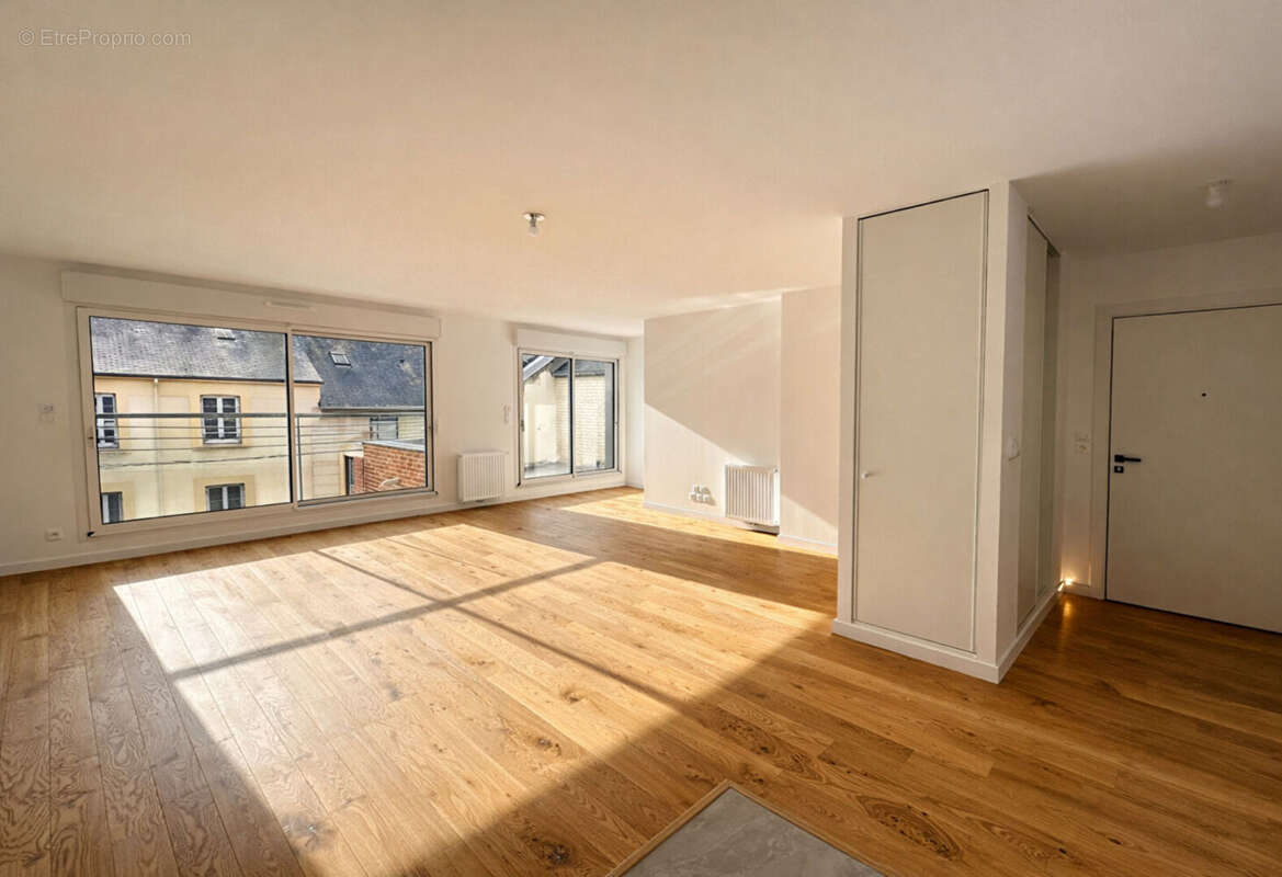 Type 4 89m² - 3 chambres - neuf - terrasse sud-est 14m² - parking sous-sol - residence standing - centre - gare 35 000 rennes - photo 2