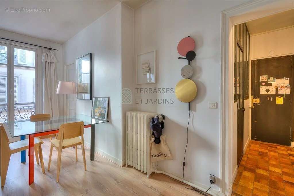 Appartement à PARIS-12E
