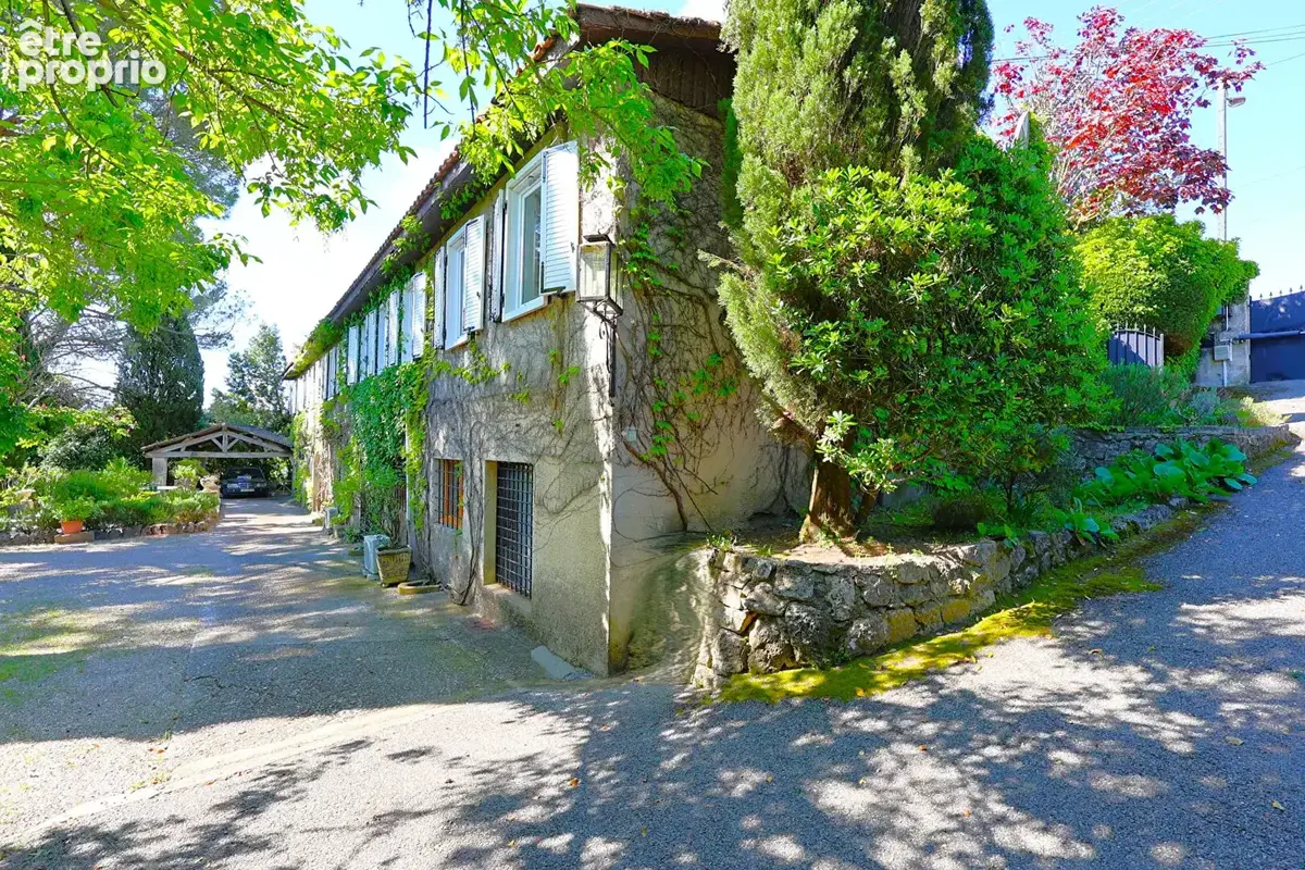 Mas 8 pièces Grasse 380 m² avec piscine et maison d'amis - photo 3
