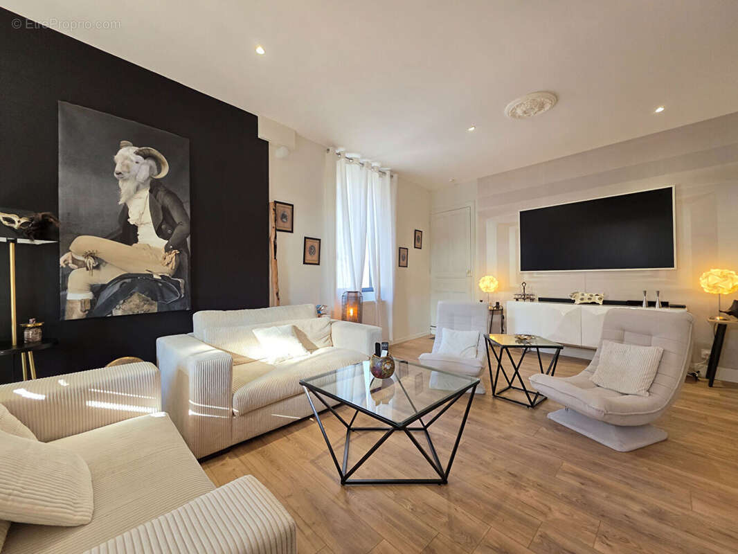 Maison à ROMANS-SUR-ISERE