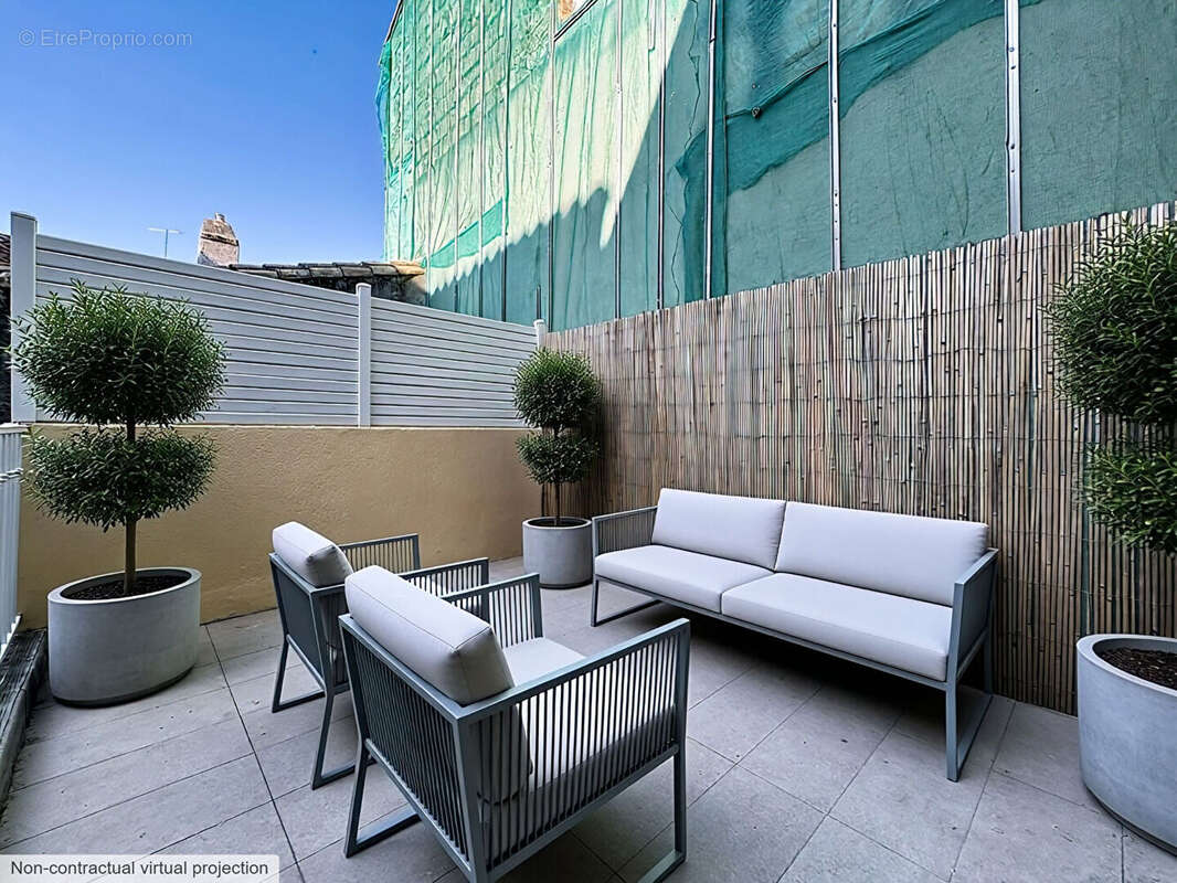 Appartement Avignon intramuros 2 pièces, 1er étage, grande terrasse - photo 9