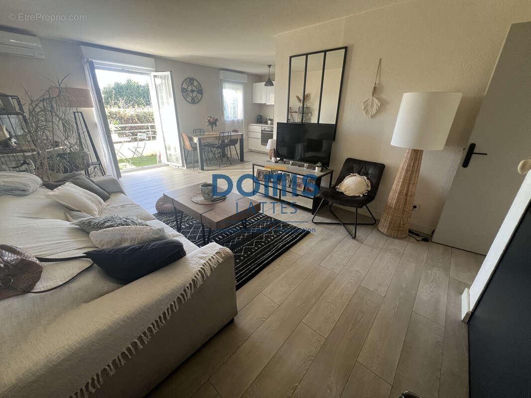 Appartement à LATTES