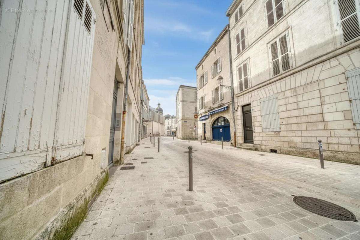 Appartement 2 pièces au calme, Vieux-Port de La Rochelle - photo 9