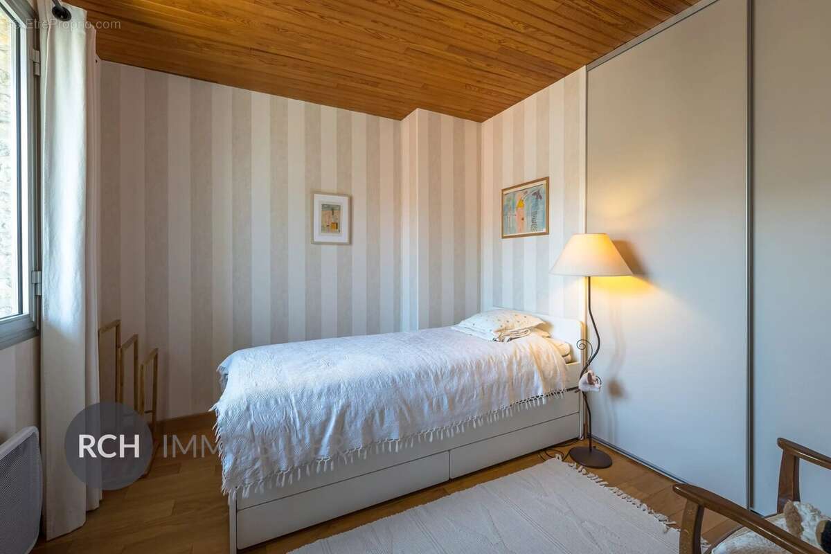 Maison à MONTFORT-L&#039;AMAURY