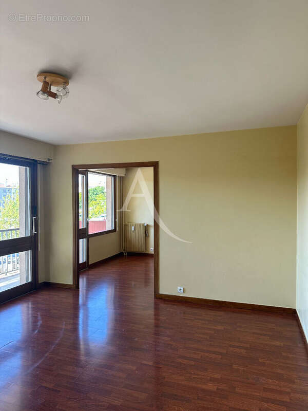 Appartement à ERMONT