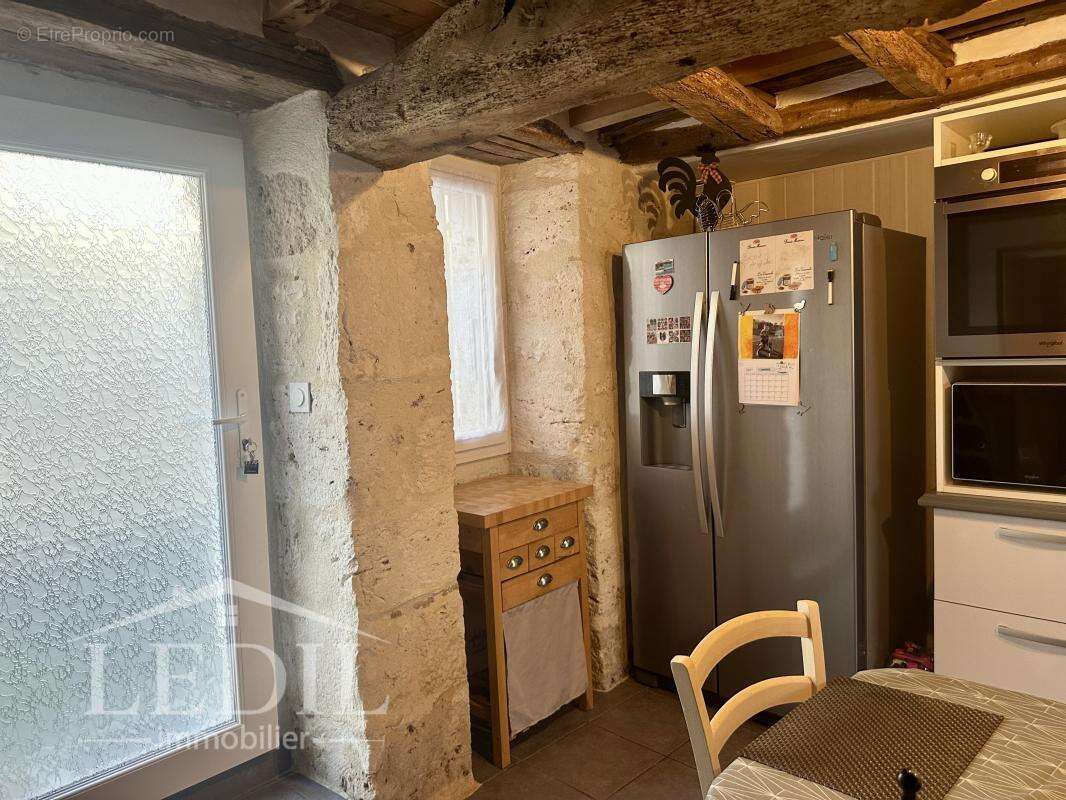 Maison à MAUVEZIN