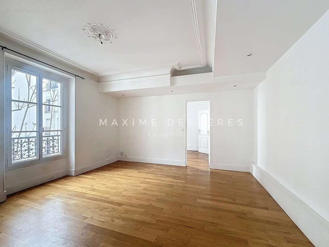 Appartement à LEVALLOIS-PERRET