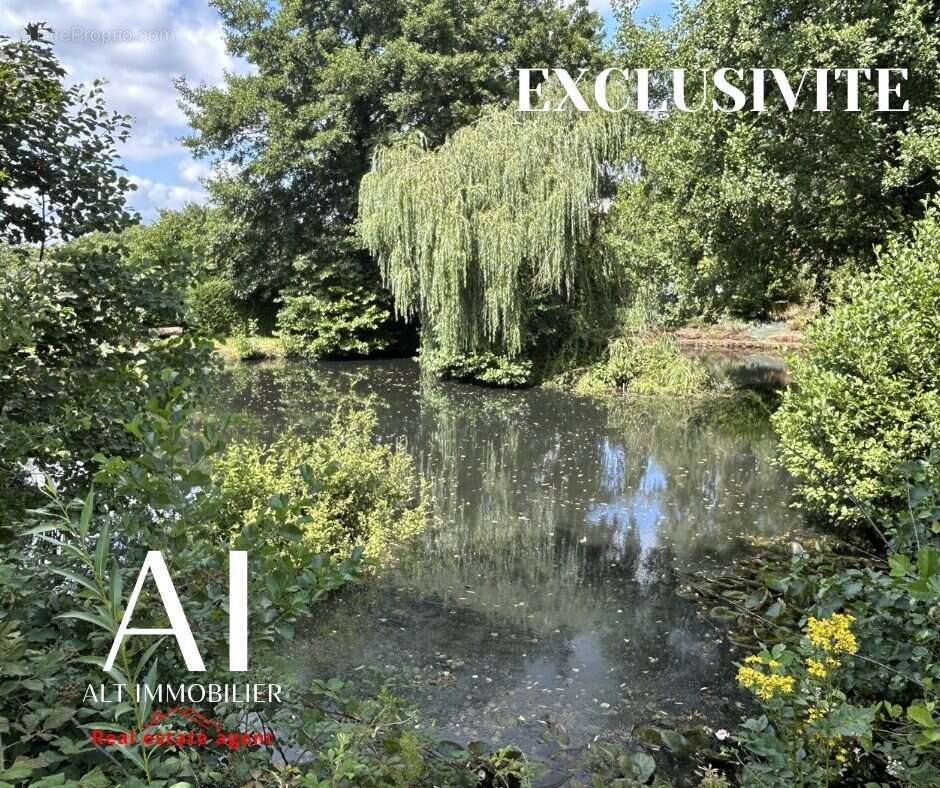 Maison à PONT-D&#039;OUILLY