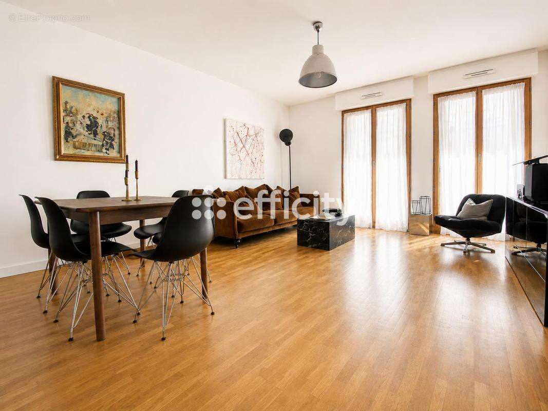 Appartement à SAINT-MAURICE