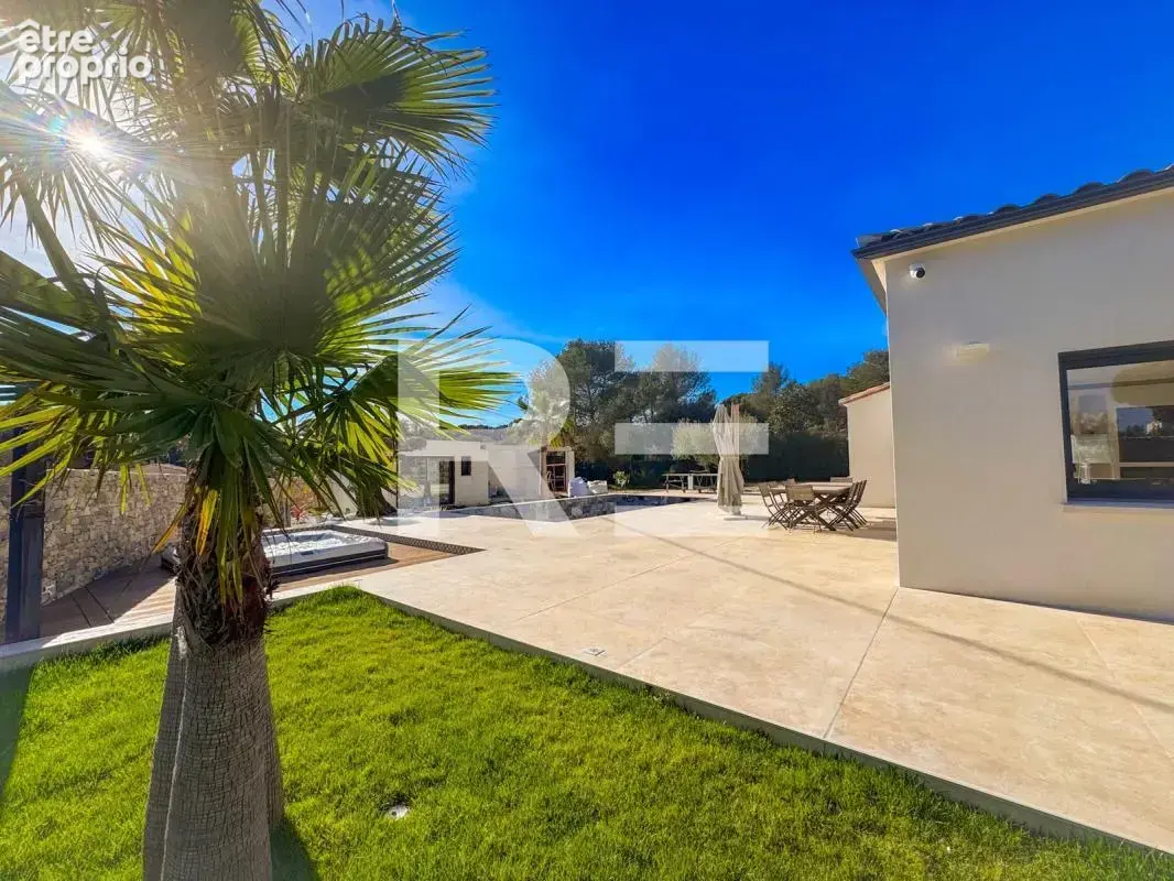 Magnifique villa contemporaine de plain-pied avec piscine - photo 10