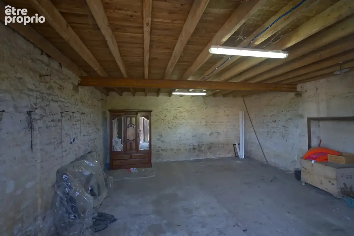 Belle et grande maison de 4 chambres, grand garage et atelier, proche de Ruffec - photo 18