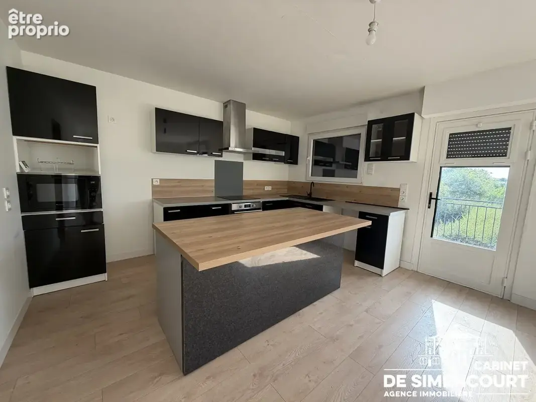 BOVES   Pavillon familial 5 chambres avec sous-sol total et terrain de 1 500 m2 - photo 4