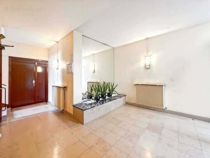 Appartement à NOGENT-SUR-MARNE