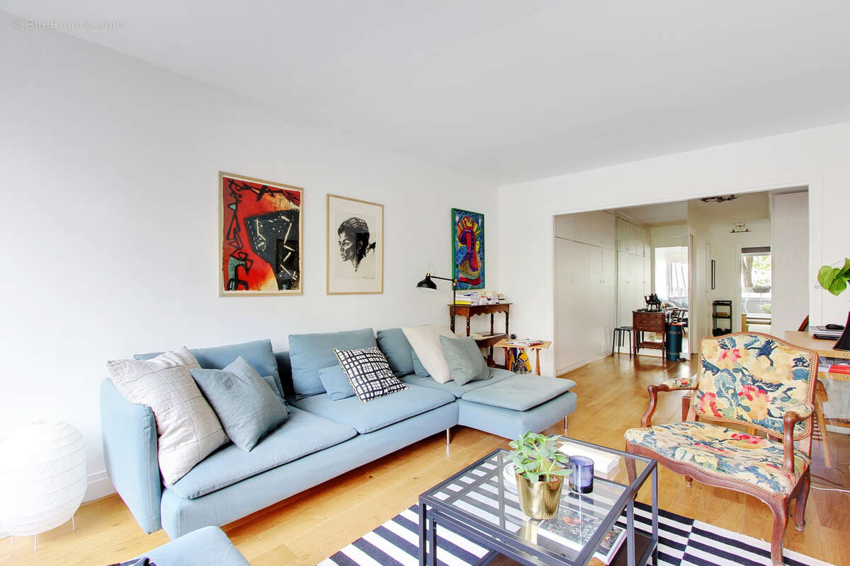 Appartement à PARIS-10E