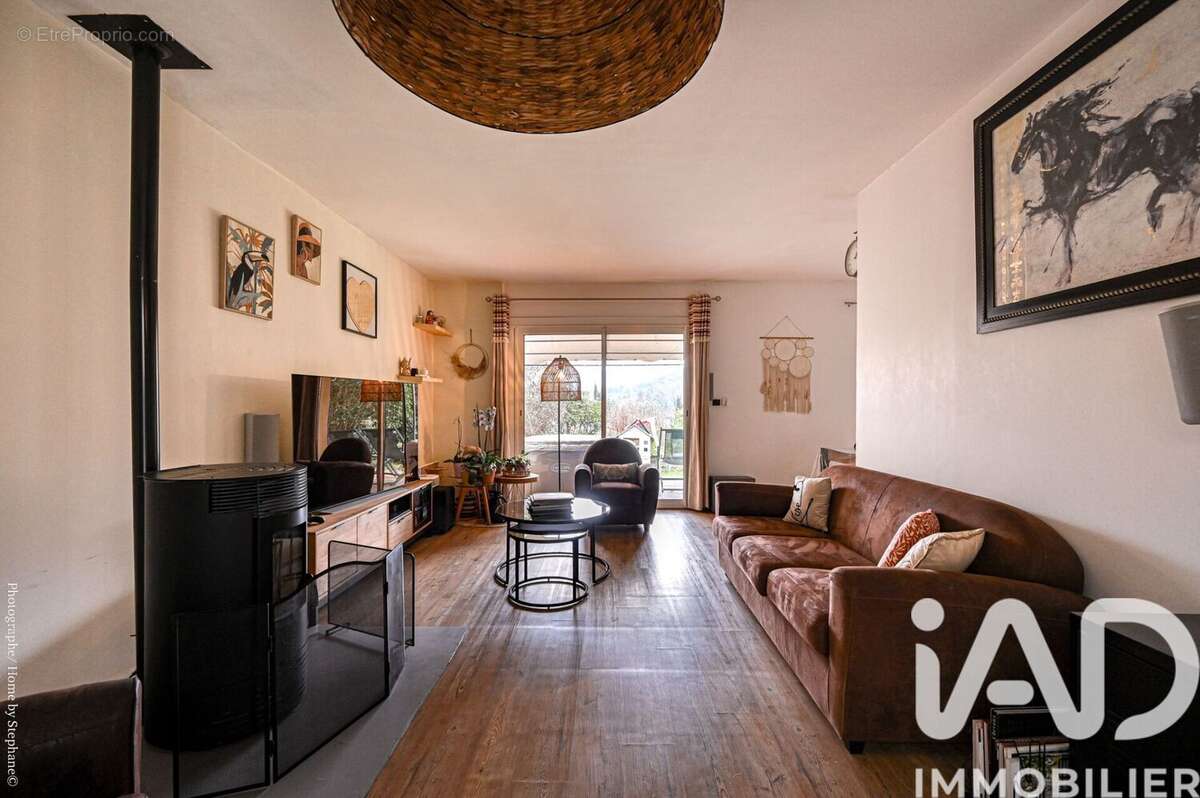 Photo 7 - Maison à PEYPIN