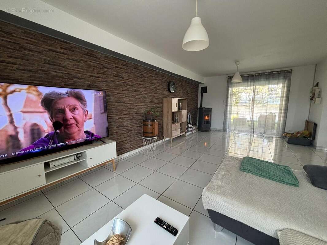 Maison 148 m² à Nizerolles  - photo 6