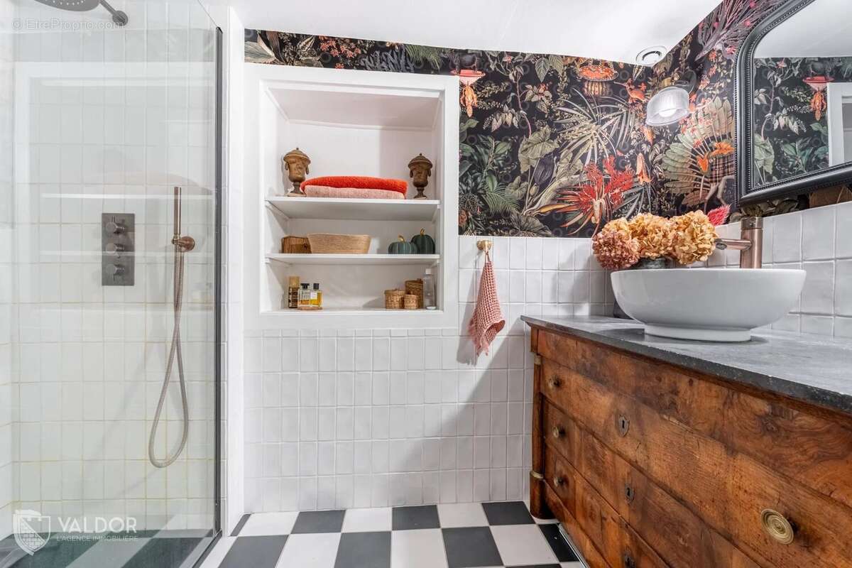 Maison à POUILLY-LE-MONIAL