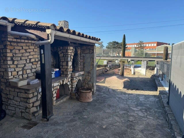 Maison à PORTES-LES-VALENCE