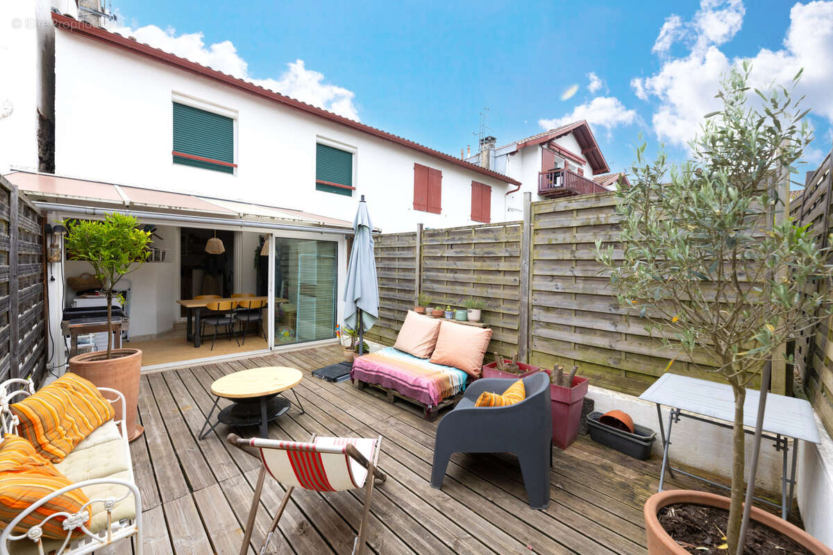 Appartement à CIBOURE