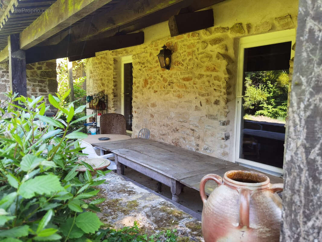 Maison à MONTEMBOEUF