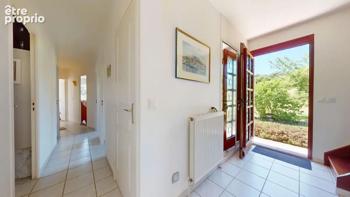 Maison familiale de 6 pièces à vendre à Allonzier-la-Caille - photo 4
