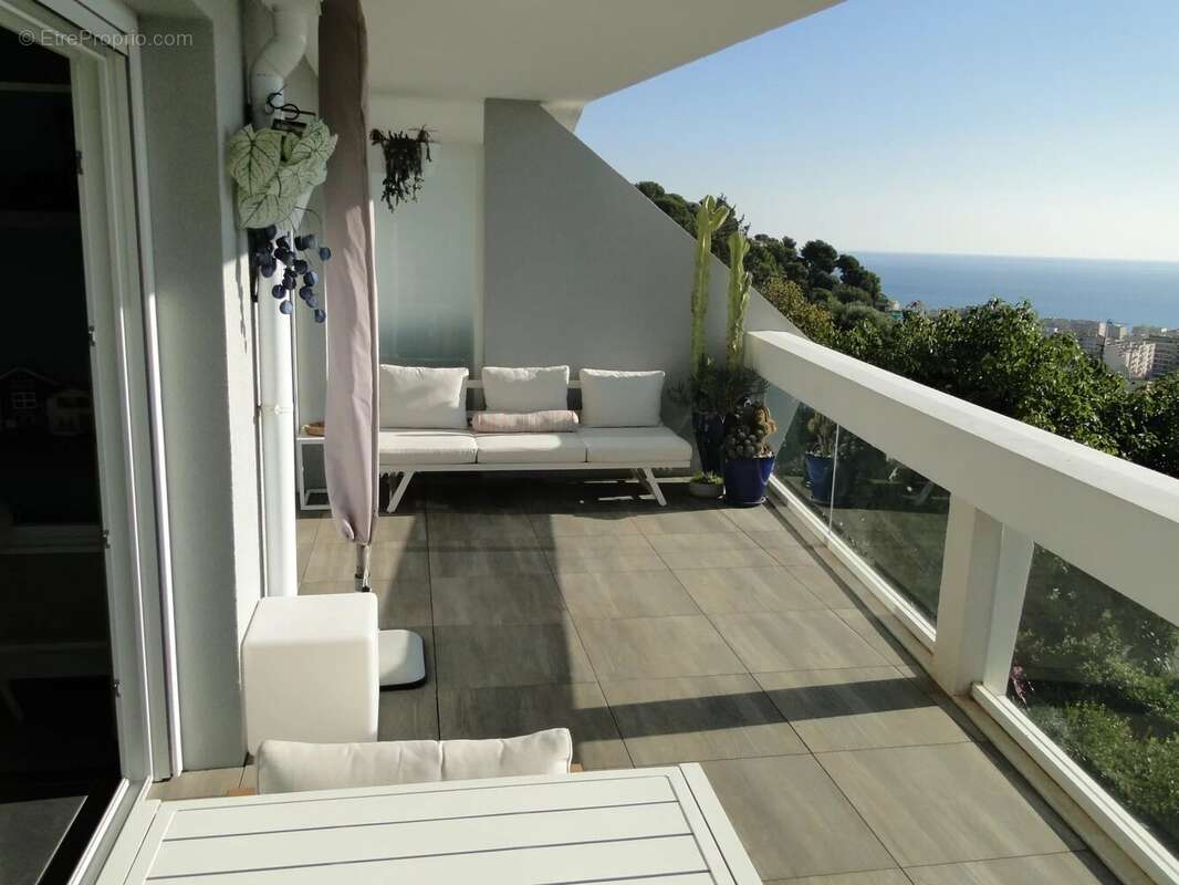 Appartement à ROQUEBRUNE-CAP-MARTIN