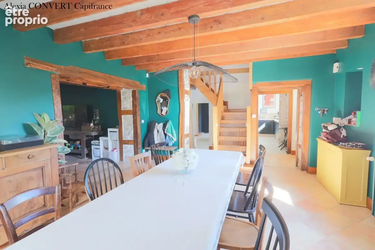 Maison à vendre 5 pièces 162m², terrain 714m² proche centre village d'ATTIGNAT (01) - photo 2