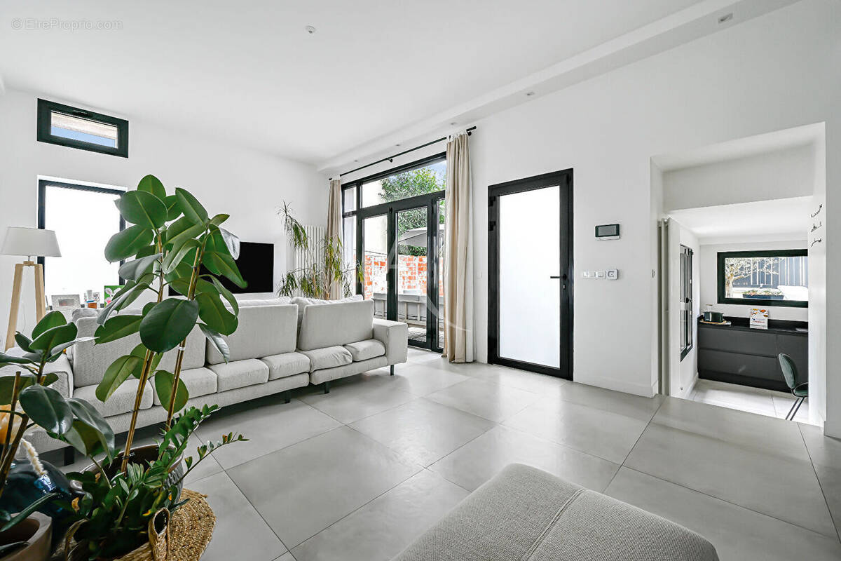 Maison à FONTENAY-SOUS-BOIS