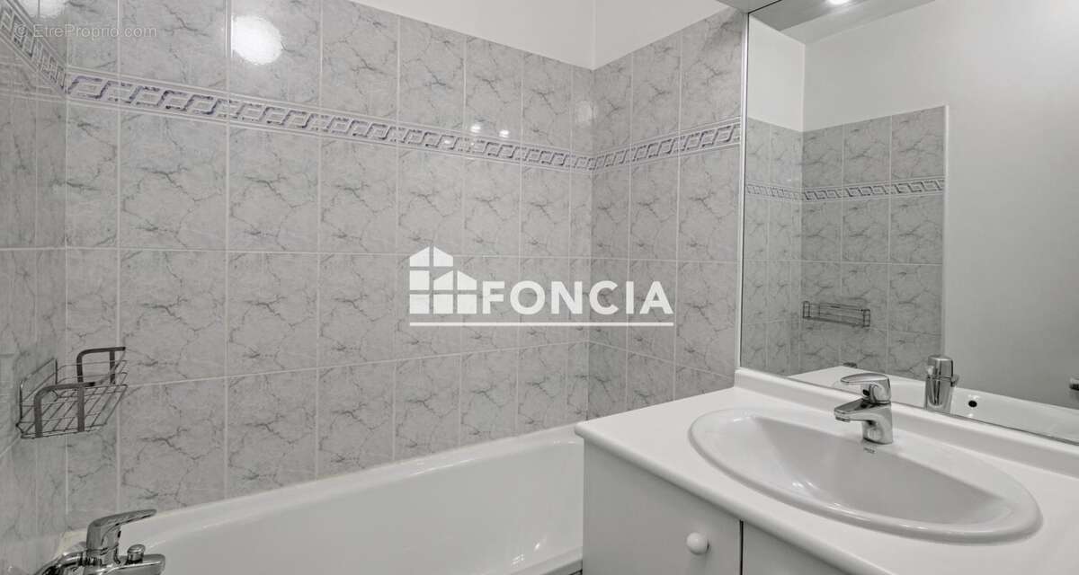 Appartement à MAISONS-ALFORT