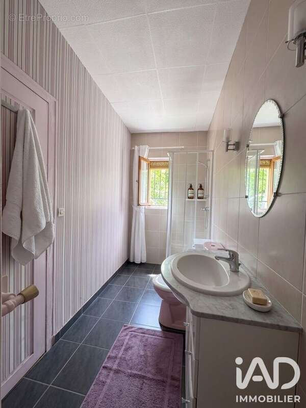 Maison 132 m² à Montereau-Fault-Yonne  - photo 9