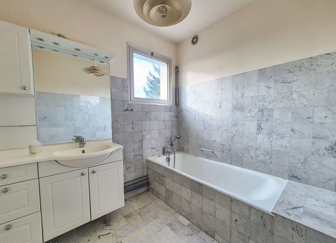 Appartement à MELUN