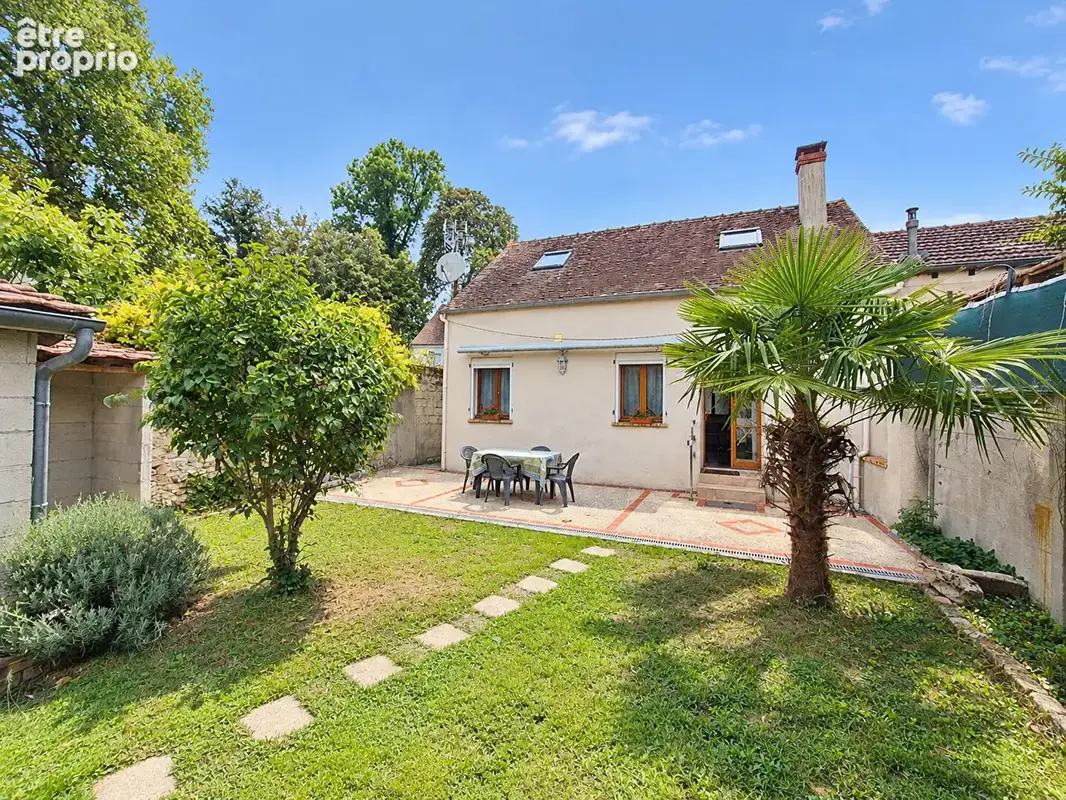 Bois-le-roi _ maison avec dépendance aménagée - photo 1
