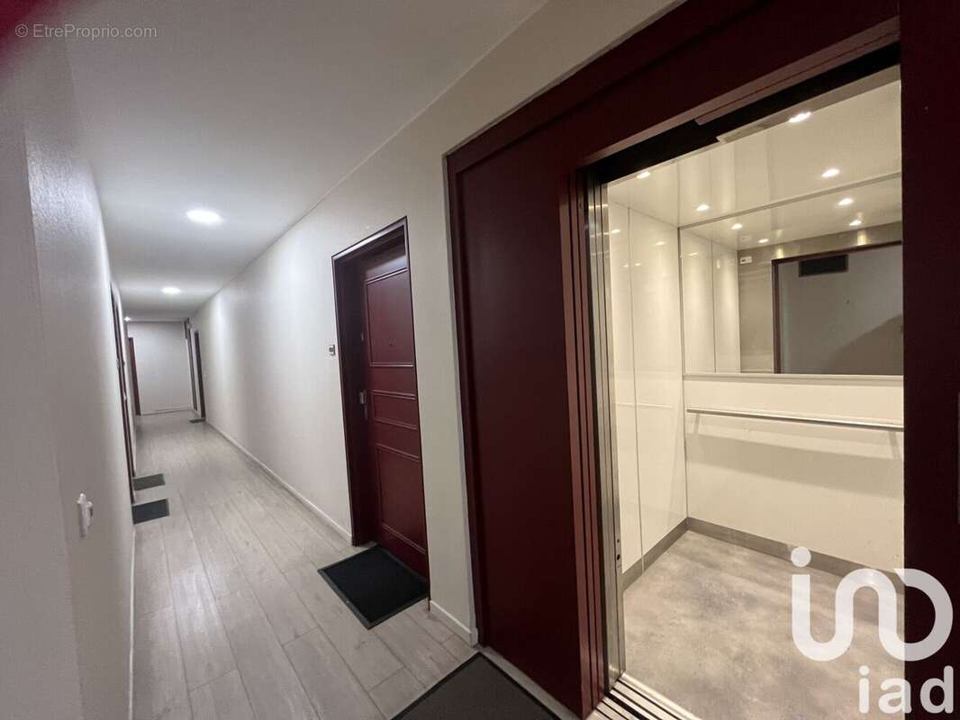 Photo 9 - Appartement à LE KREMLIN-BICETRE