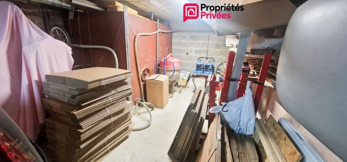 Pavillon de 139 m² - 6 pièces et 4 chambres sur sous-sol - terrain de 1486 m² - photo 15